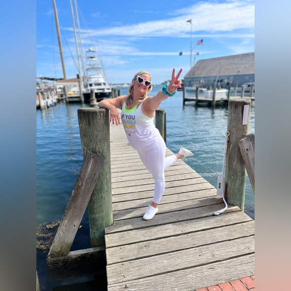 Meet your Posher, Courtney - Picture 9 of 10